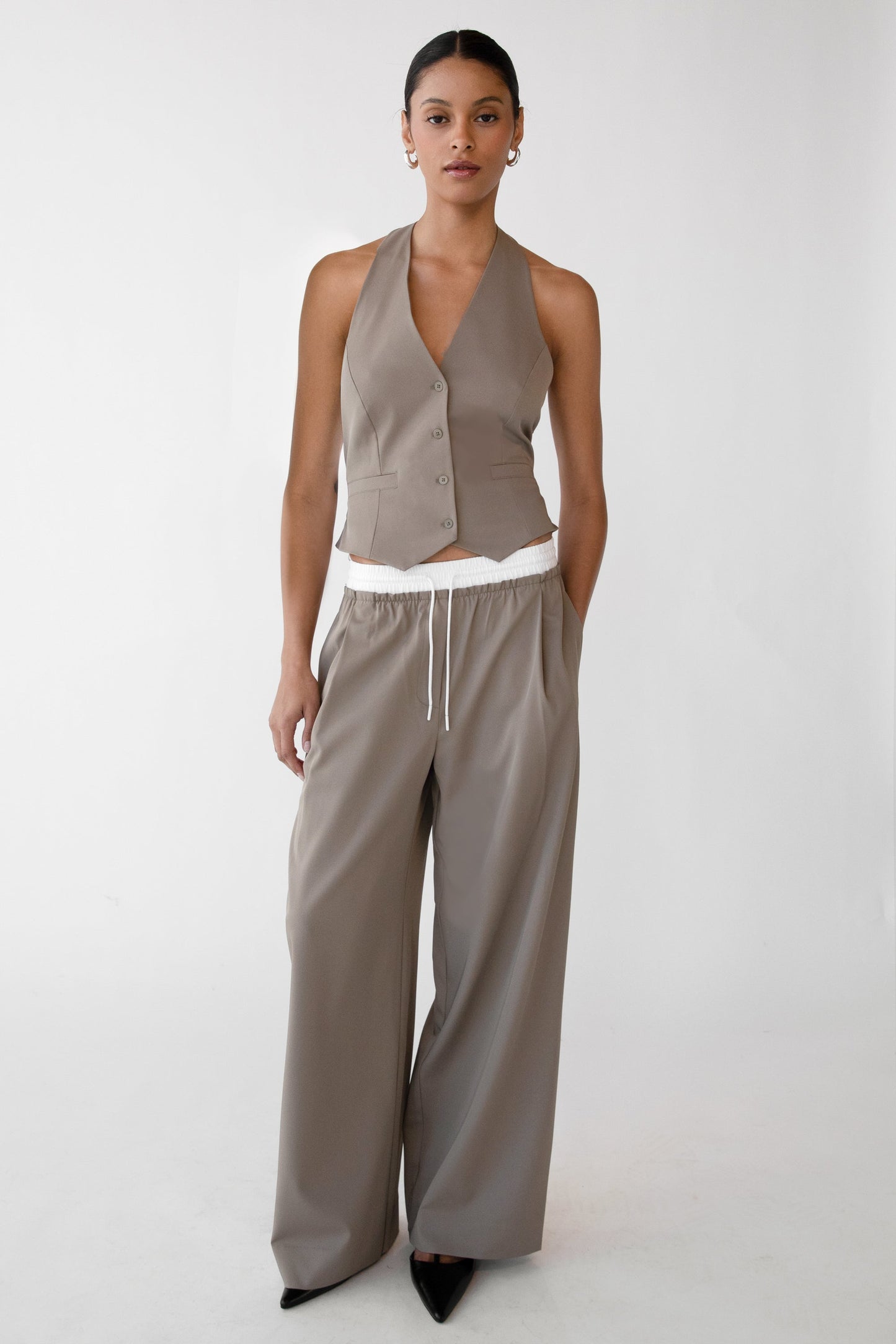 EXPOSED DRAWSTRING WAIST TROUSER