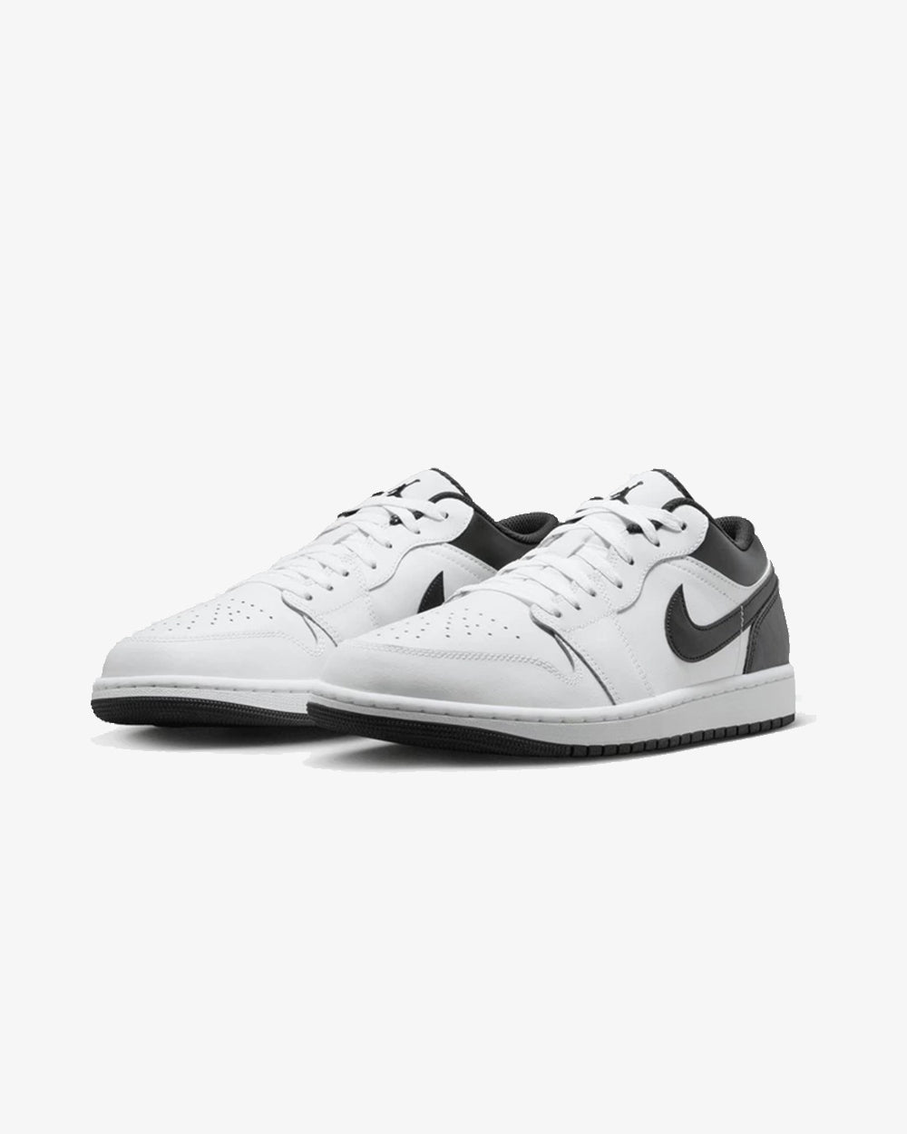 NIKE AIR JORDAN1 2023 LOW BLACK WHITE