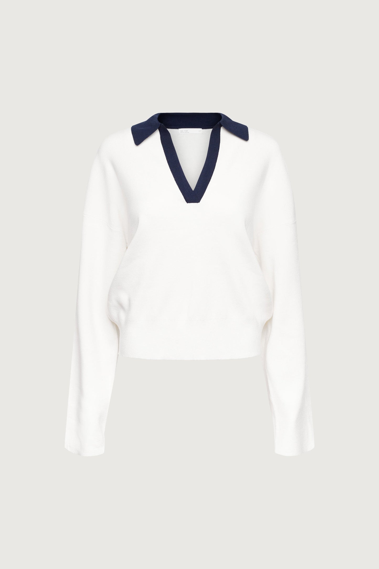 CONTRAST COLLARED SWEATER