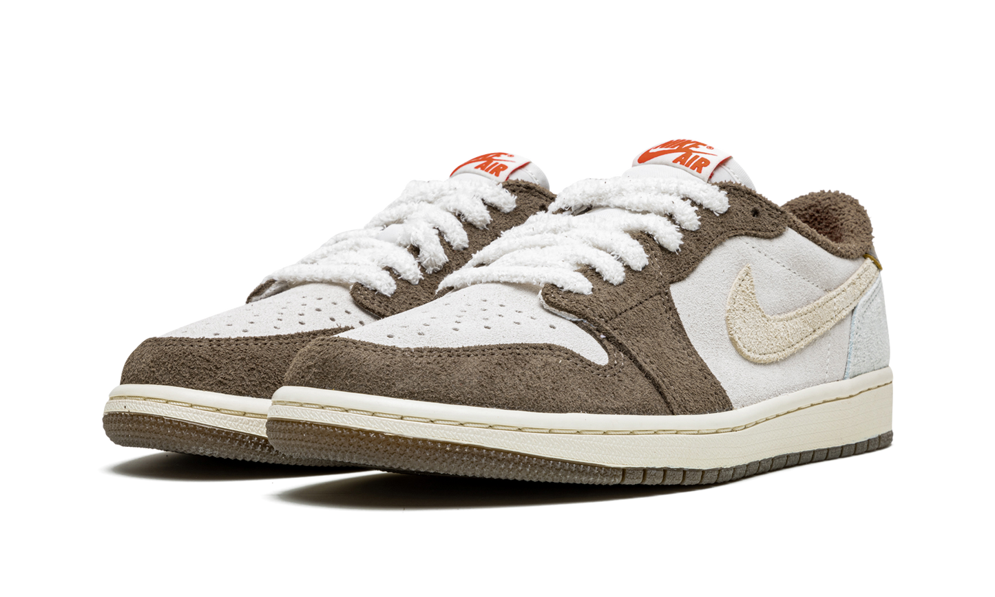 1 Low "Year Of The Rabbit" DV1312 200